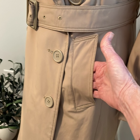 Norma Kamali Double Breasted Trench - Picture 7 of 16